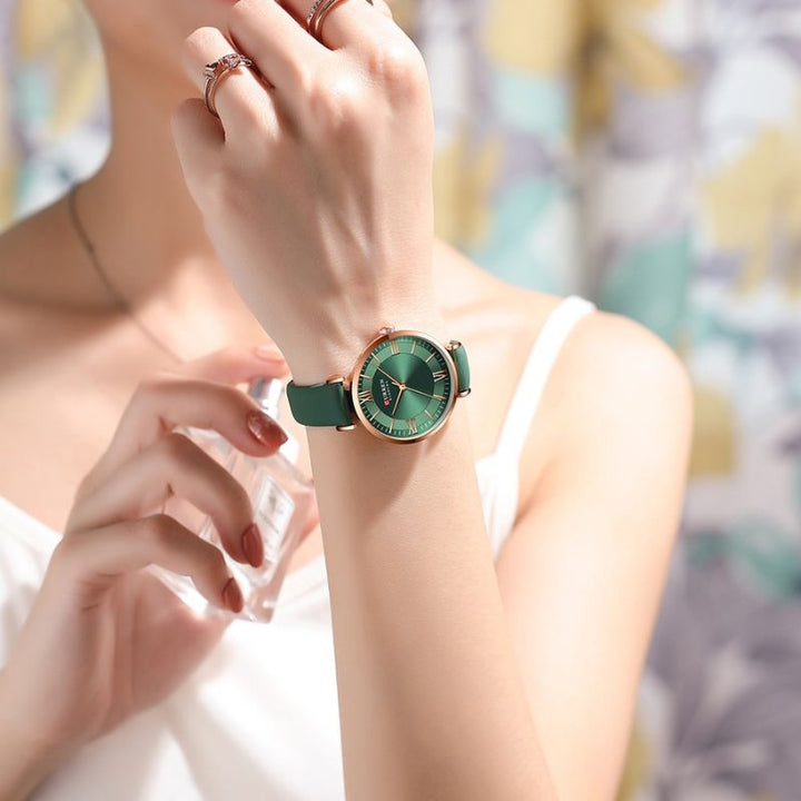 Elegant Waterproof Women's Timepiece
