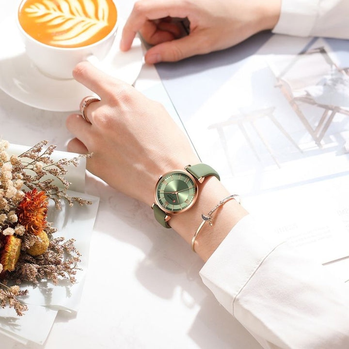 Elegant Waterproof Women's Timepiece