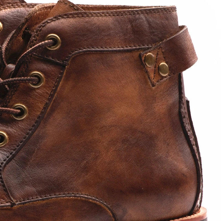 Fanu | Vintage-Inspired Boots