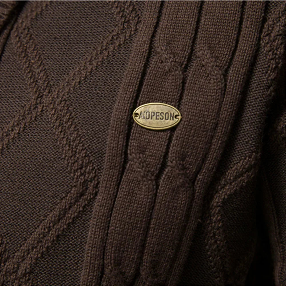 Benjamin | Sophisticated Men's Sweater