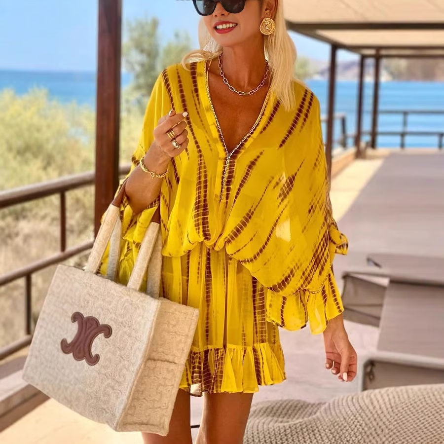 Adalyn - Stylish V-Neck High-Waisted Mini Dress